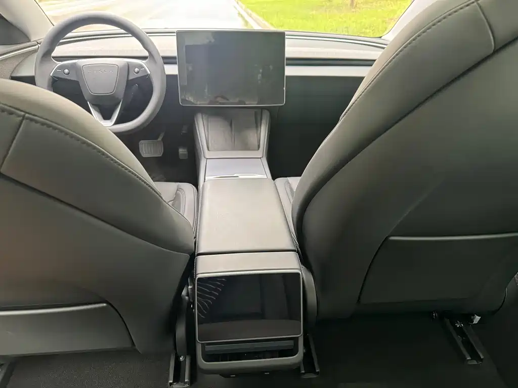 Model 3 2023 rear-wheel drive version купить на сайте DeffCars