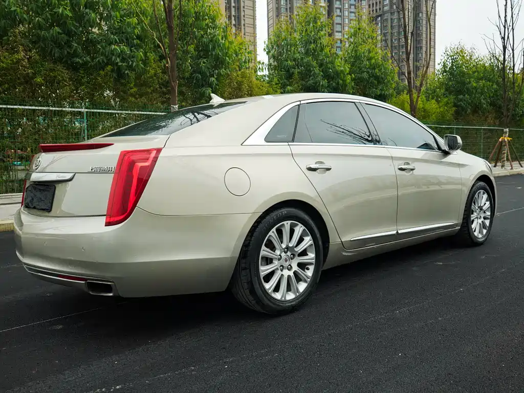 Cadillac XTS 2013 28T luxury model купить на сайте DeffCars