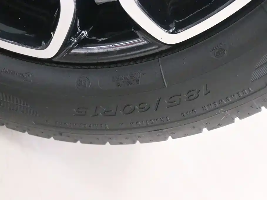 smart forfour 2018 0.9T 66kW Pioneer Edition купить на сайте DeffCars