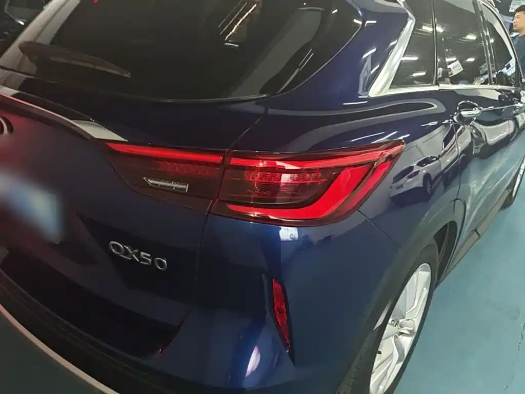 Infiniti QX50 2018 2.0T four-wheel drive elite version купить на сайте DeffCars