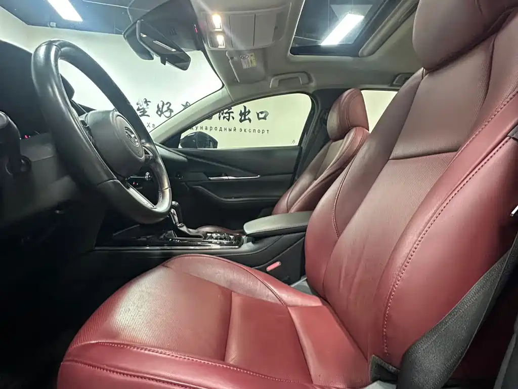 Mazda CX-30 2022 2.0L Automatic Yayue Obsidian Edition купить на сайте DeffCars