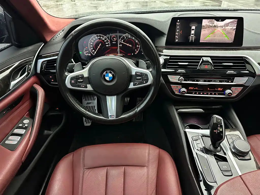 BMW 5 Series 2019 530Li Leading M Sports Package купить на сайте DeffCars