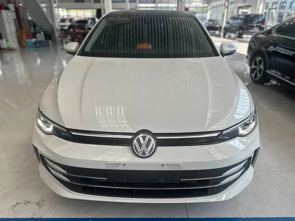 Golf 2026 300TSI Pro купить на сайте DeffCars