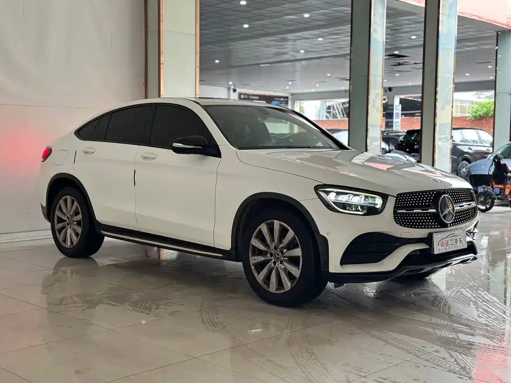 Mercedes-Benz GLC Coupe 2020 GLC 260 4MATIC Coupe SUV купить на сайте DeffCars