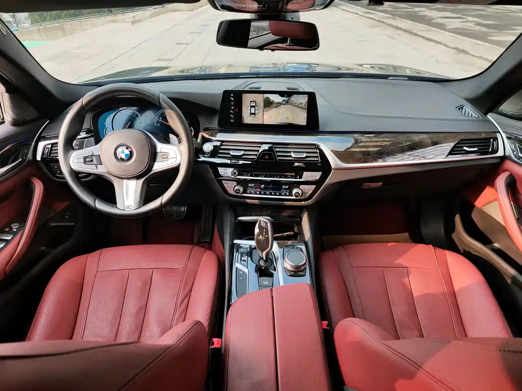 BMW 5 Series 2018 facelift 530Li Exclusive M Sports Package купить на сайте DeffCars