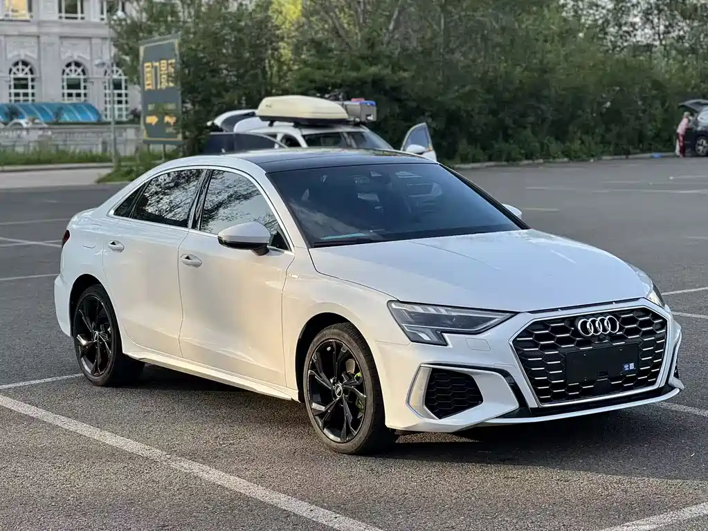 Audi A3 2023 A3L Limousine 35 TFSI luxury sports model купить на сайте DeffCars