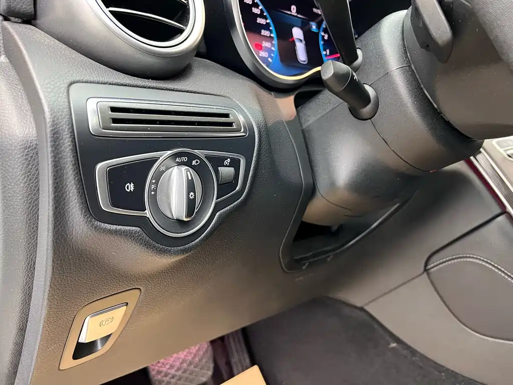 Mercedes-Benz GLC 2020 facelift GLC 300 L 4MATIC luxury model купить на сайте DeffCars