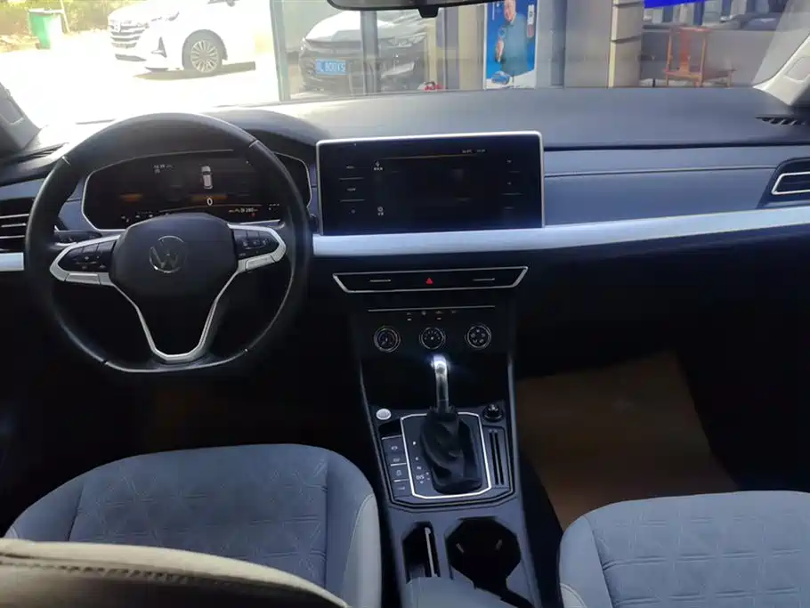 Lavida 2023 300TSI DSG Manyi Edition купить на сайте DeffCars