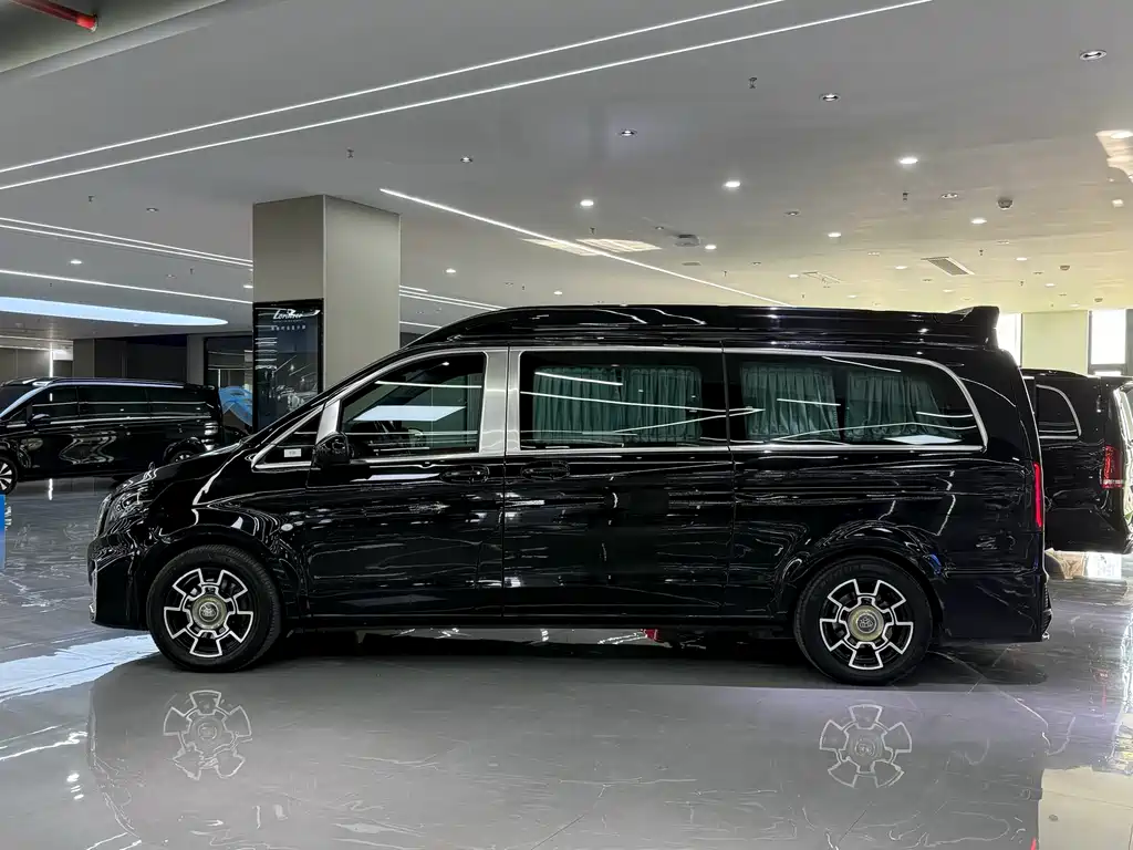 Vito 2021 2.0T Business Edition 7 seats купить на сайте DeffCars