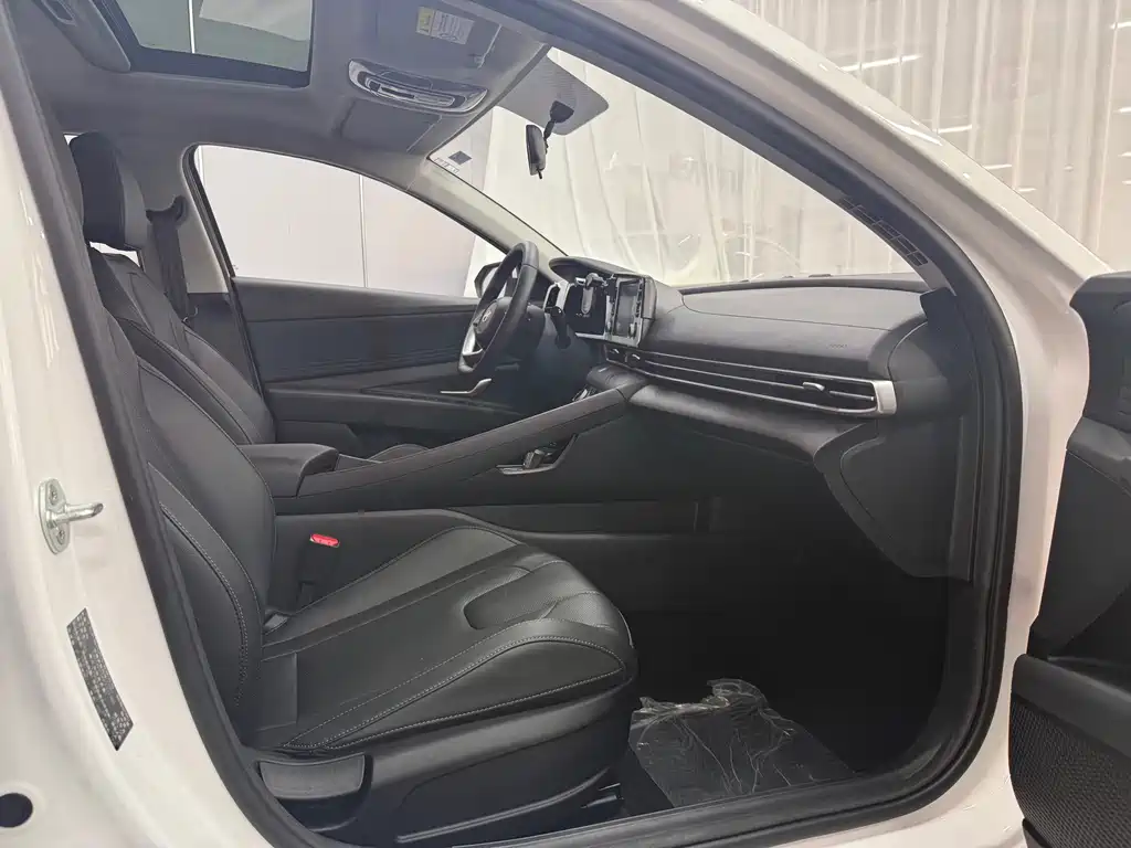 Elantra 2021 1.5L CVT GLX Elite Edition купить на сайте DeffCars