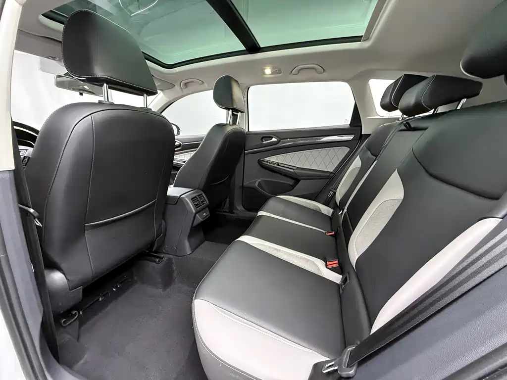 Jetta VS7 2022 280TSI automatic high-gloss enjoyment version купить на сайте DeffCars
