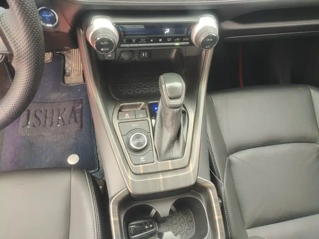 Wilanda 2020 Dual Engine 2.5L E-CVT Four-wheel Drive Deluxe Edition купить на сайте DeffCars