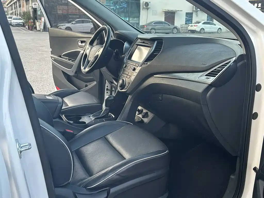 Shengda 2017 2.0T automatic four-wheel drive intelligent 7-seater купить на сайте DeffCars