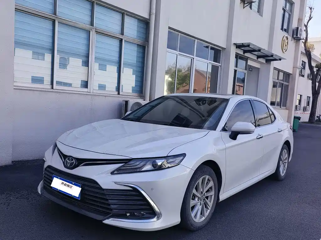 Camry 2021 2.0G Deluxe Edition купить на сайте DeffCars