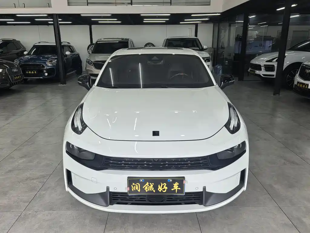 Lynk & Co 03 2021 2.0TD Automatic Champion Edition купить на сайте DeffCars