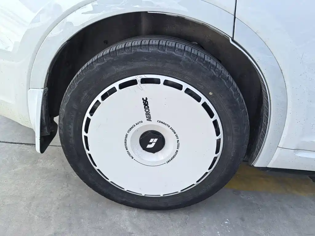 Ideal ONE 2021 extended range 6-seater version купить на сайте DeffCars