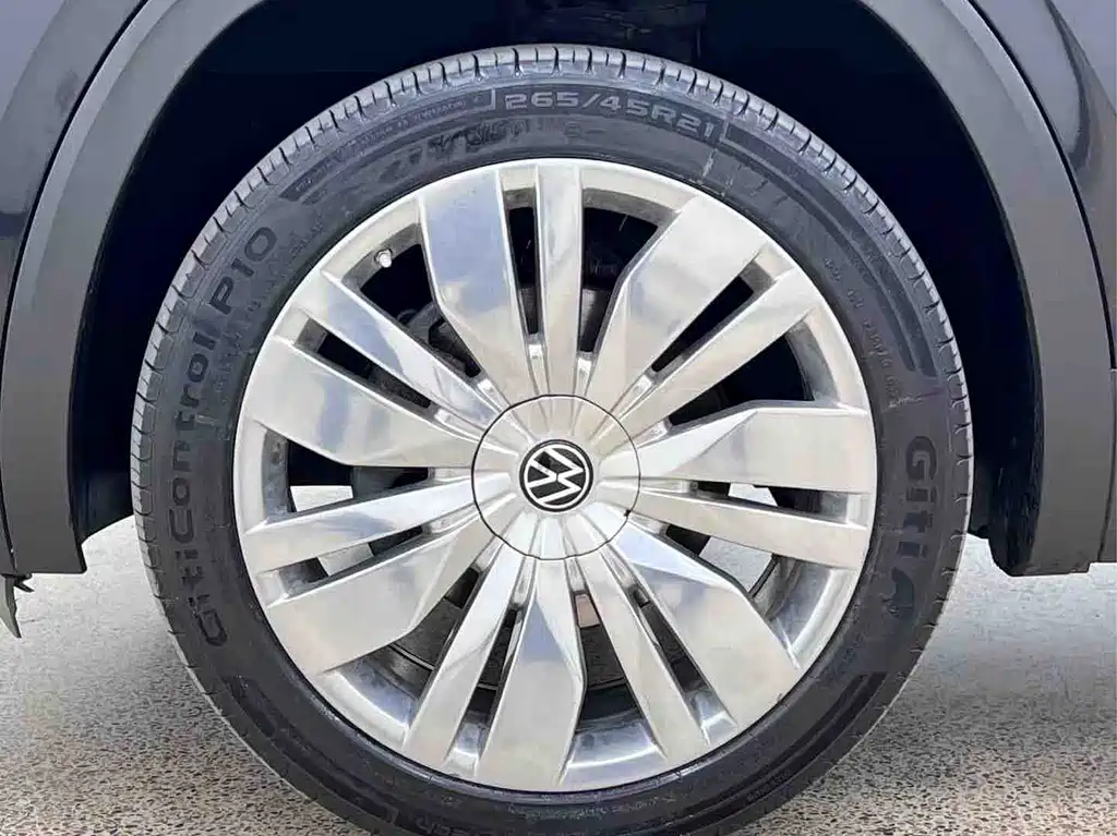 Touron 2022 380TSI four-wheel drive supreme flagship version купить на сайте DeffCars