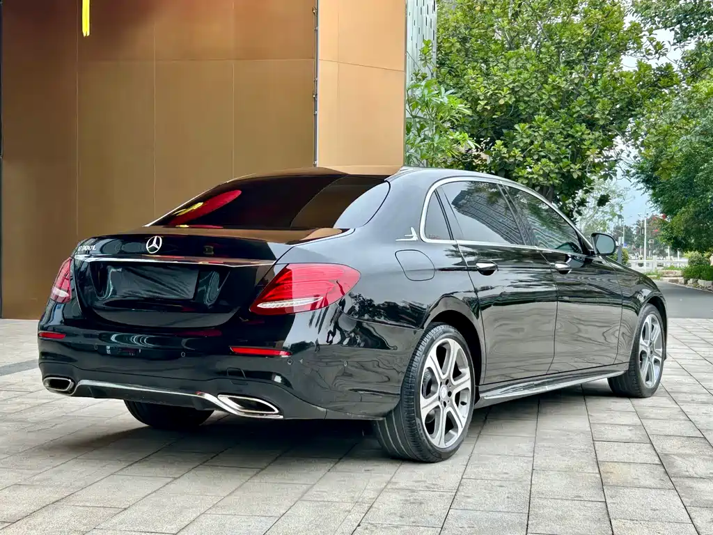 Mercedes-Benz E-Class 2017 E 300 L Luxury Model купить на сайте DeffCars