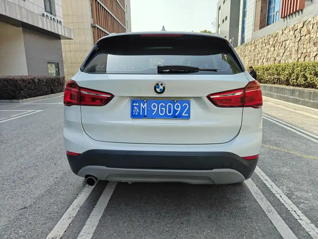 BMW X1 2018 sDrive18Li Fashion Model купить на сайте DeffCars