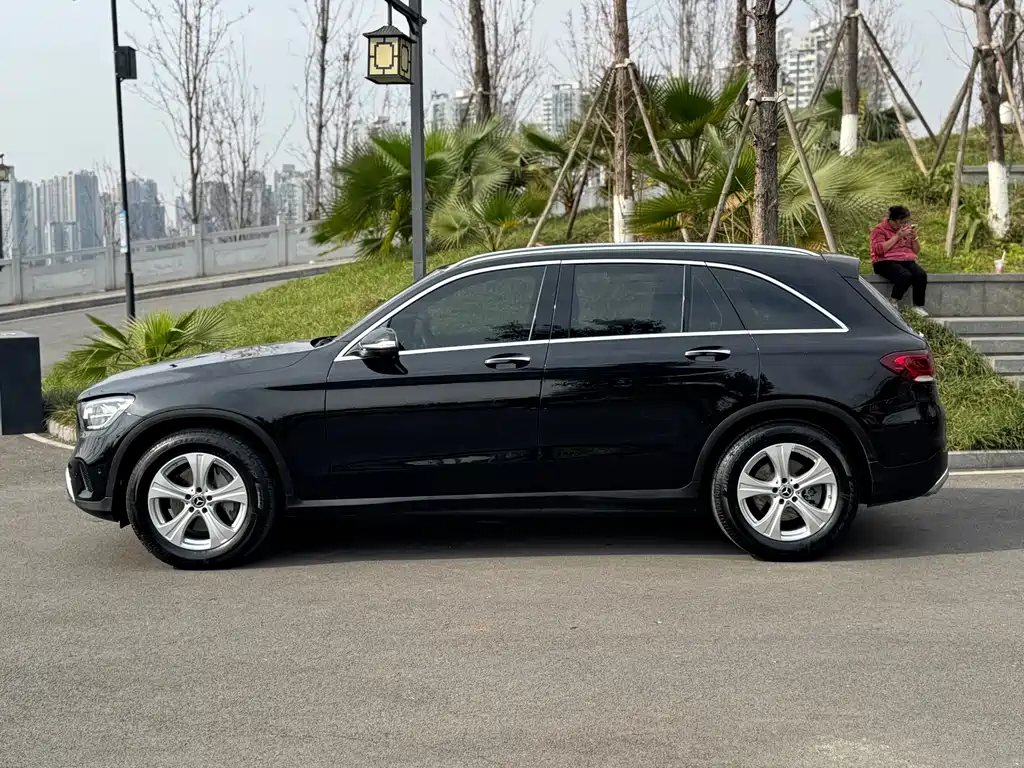 Mercedes-Benz GLC 2020 facelift GLC 260 L 4MATIC dynamic купить на сайте DeffCars