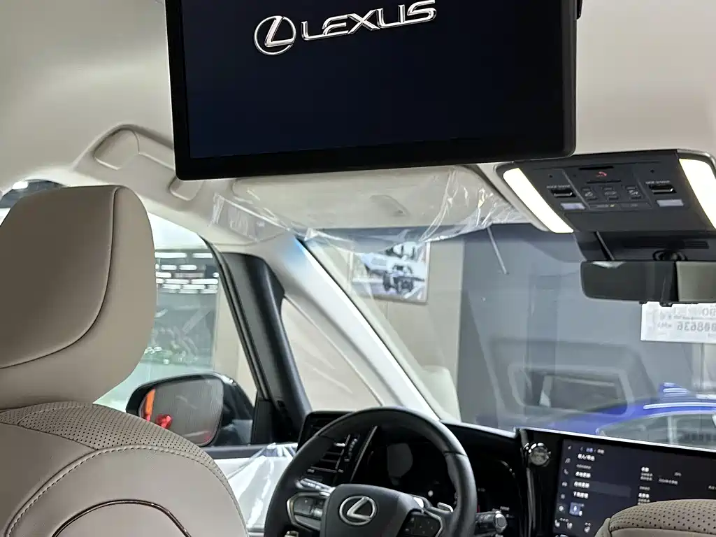 Lexus LM 2025 500h six-seater premium version купить на сайте DeffCars