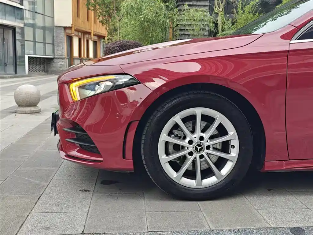 Mercedes-Benz A-Class 2021 A 200 L Sports Sedan Dynamic Type купить на сайте DeffCars