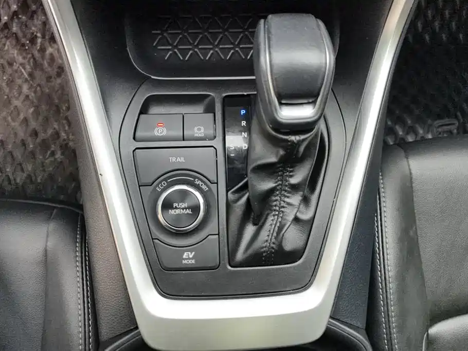 Wilanda 2023 Dual Engine 2.5L E-CVT four-wheel drive luxury PLUS version купить на сайте DeffCars