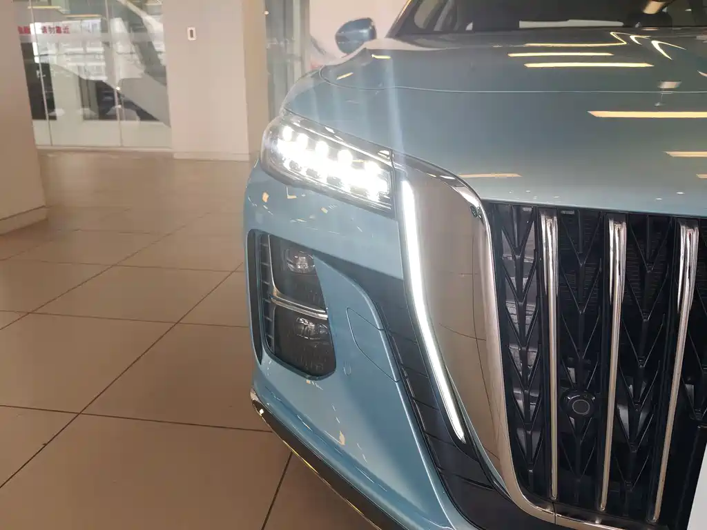 Hongqi H5 2024 1.5T HEV Zhilian Qichang Edition купить на сайте DeffCars