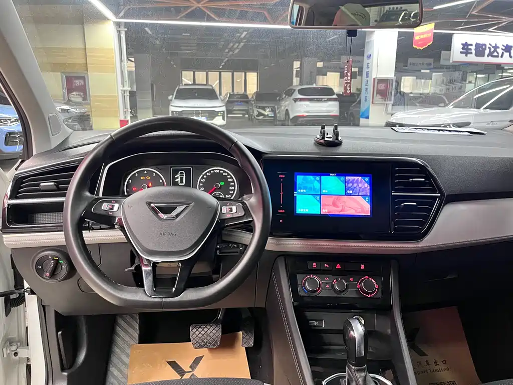 Jetta VS7 2022 280TSI automatic aggressive version купить на сайте DeffCars
