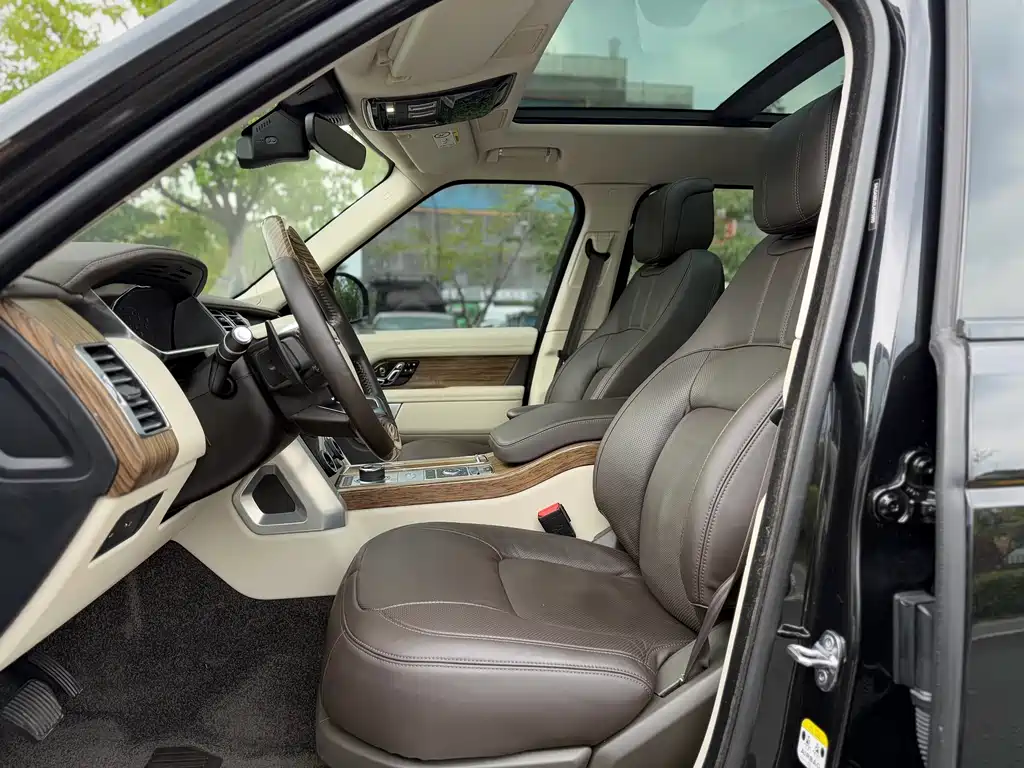 Range Rover 2020 3.0 L6 Legend Extended Edition купить на сайте DeffCars