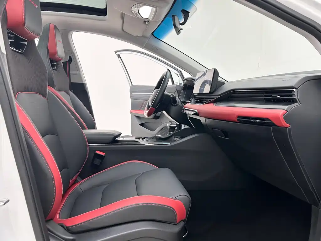 Emgrand S 2021 1.4T CVT premium model купить на сайте DeffCars