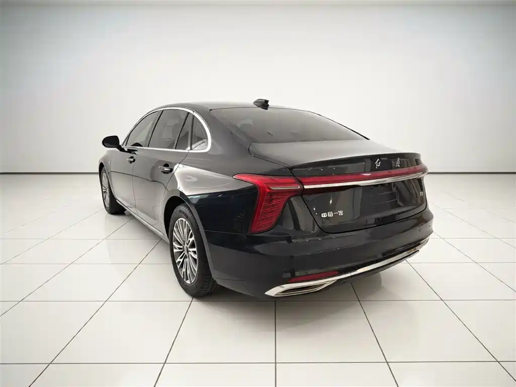 Hongqi H5 2024 1.5T DCT Zhilian Qiyun Edition купить на сайте DeffCars