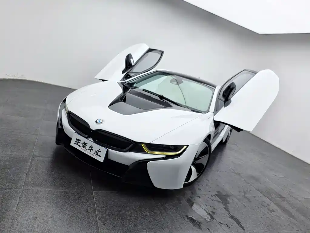 BMW i8 2014 standard model купить на сайте DeffCars