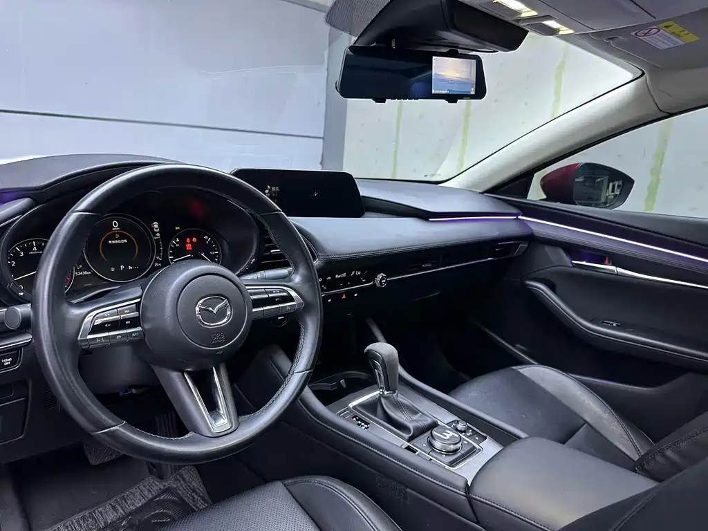 Mazda3 Angkesela 2021 2.0L Automatic Premium Edition купить на сайте DeffCars