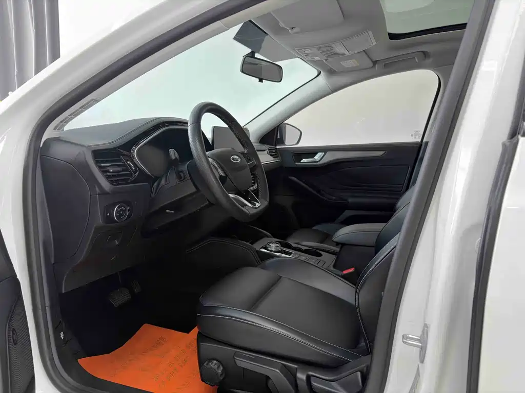 Focus 2021 Sedan EcoBoost 180 Automatic NeochaEDGE купить на сайте DeffCars