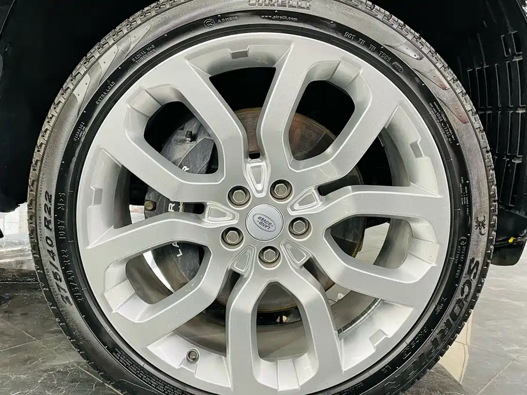 Range Rover 2022 3.0 L6 400PS Legendary Extended Classic Edition купить на сайте DeffCars