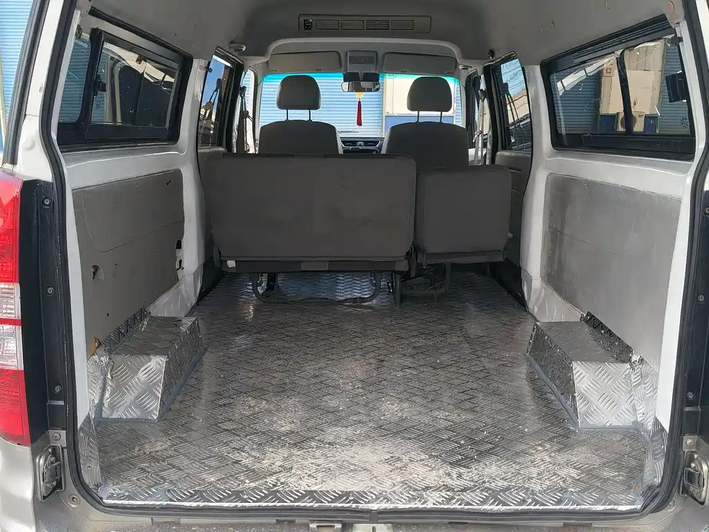 New Hiace X30L 2016 1.5L Fortune Edition DLCG14 купить на сайте DeffCars
