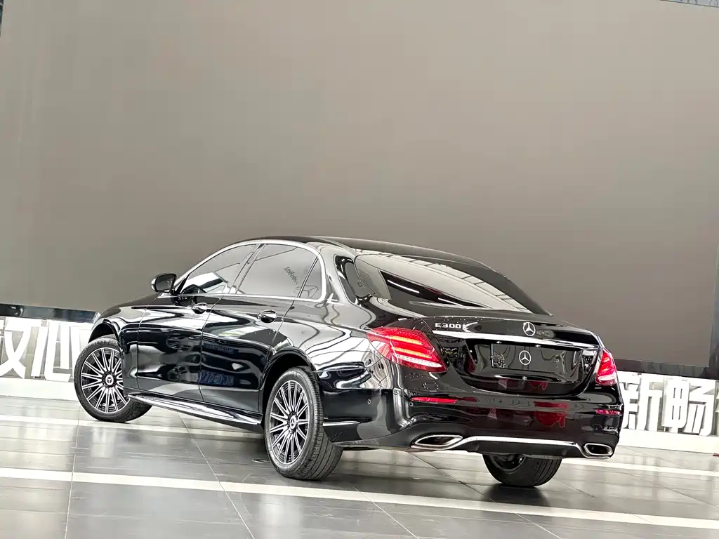 Mercedes-Benz E-Class 2018 E 200 L купить на сайте DeffCars