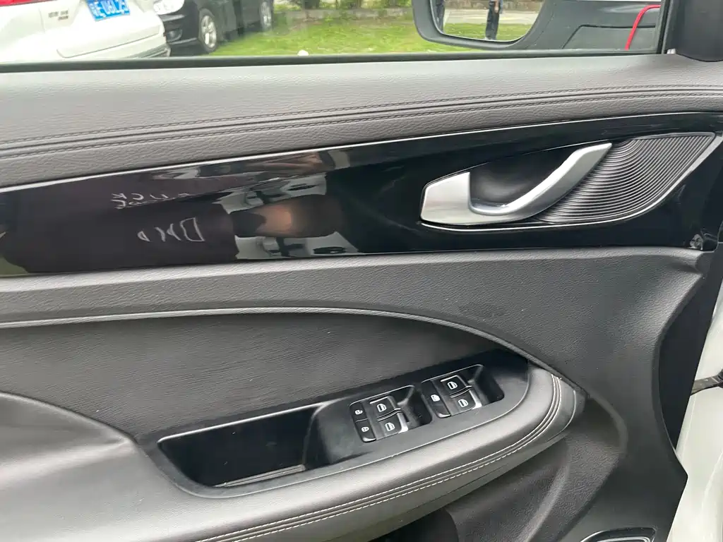 Jietu X90 2019 1.5T DCT smart model 6 seats National VI купить на сайте DeffCars