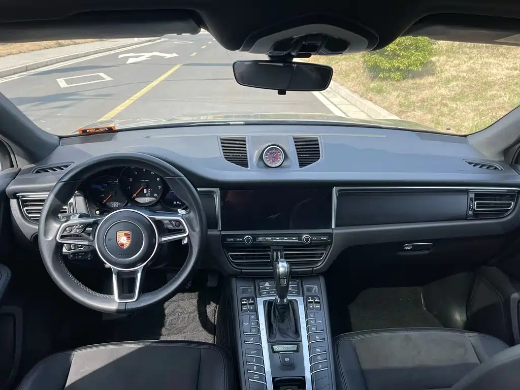 Macan 2020 Macan 2.0T купить на сайте DeffCars