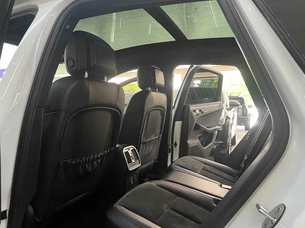 Macan 2018 Macan 2.0T купить на сайте DeffCars