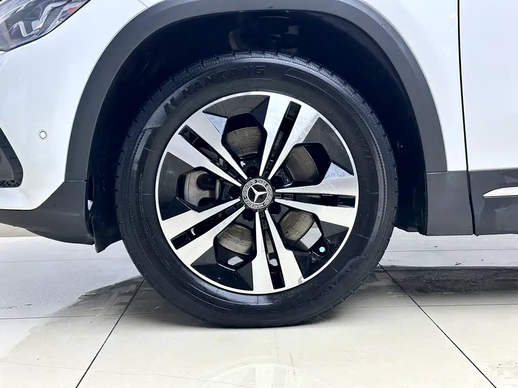 Mercedes-Benz GLA 2023 GLA 220 купить на сайте DeffCars