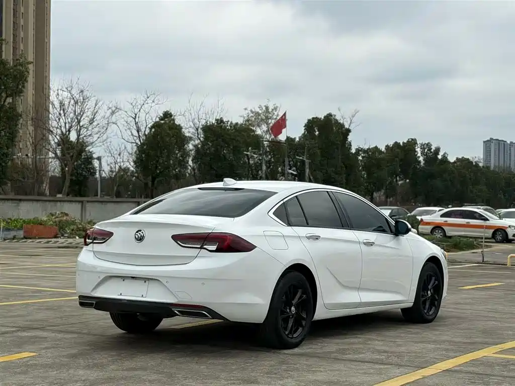 Regal 2020 552T luxury model купить на сайте DeffCars