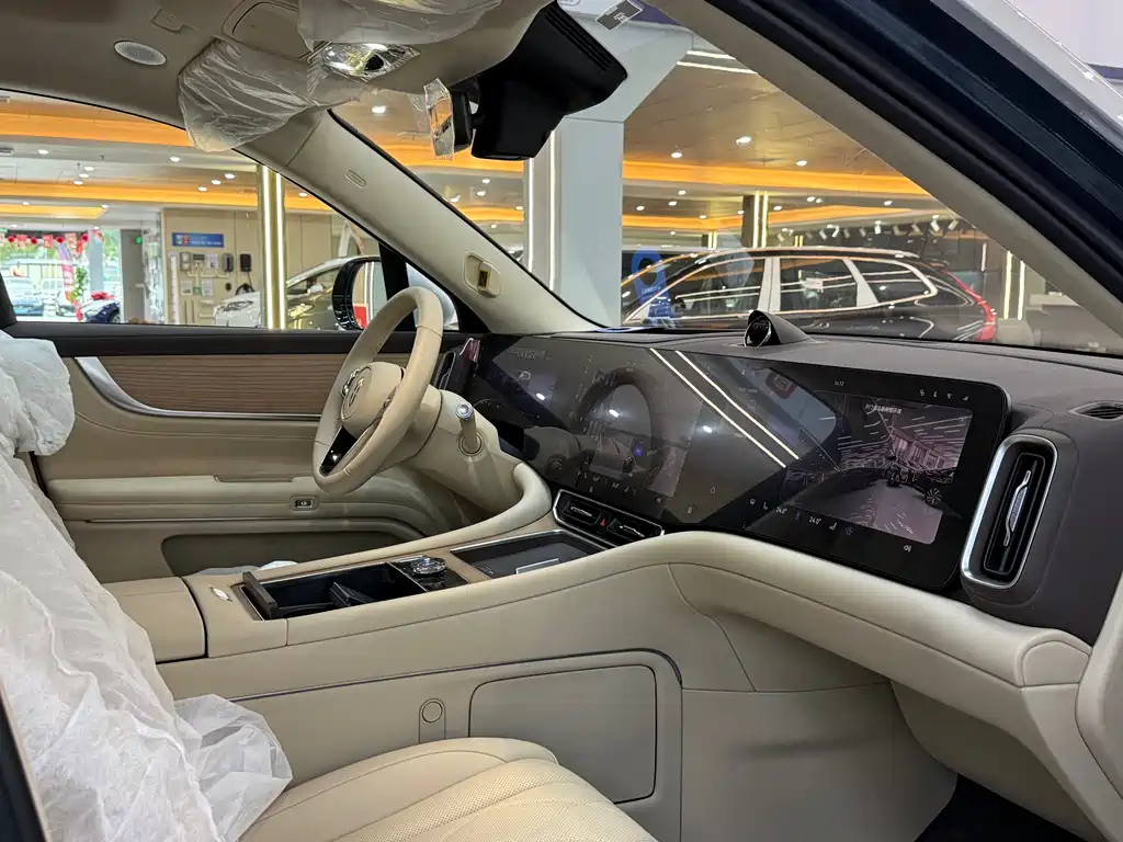 Wenjie M9 2024 extended range Ultra version 52kWh 5-seater version купить на сайте DeffCars
