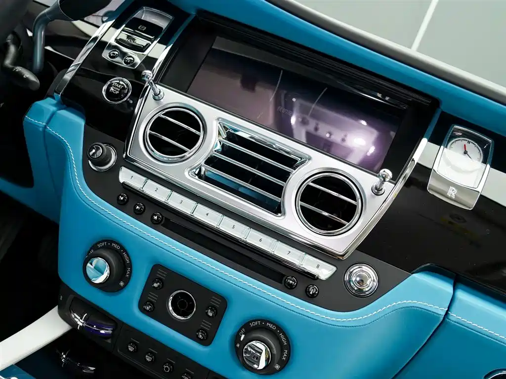 Phantom 2018 6.6T standard model купить на сайте DeffCars