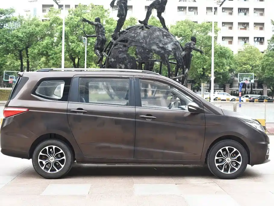Changan Auchan A600 2016 1.5L manual luxury 7-seater купить на сайте DeffCars