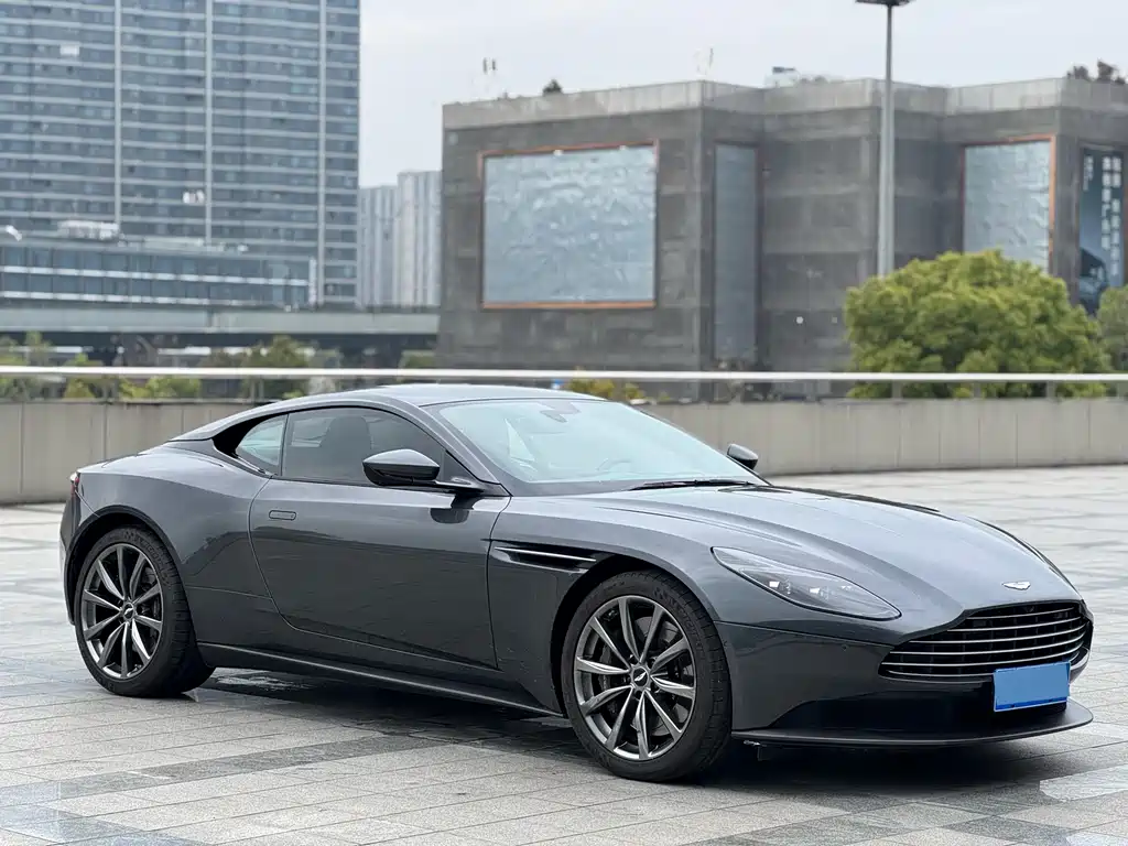 Aston Martin DB11 2019 4.0T V8 Coupe купить на сайте DeffCars