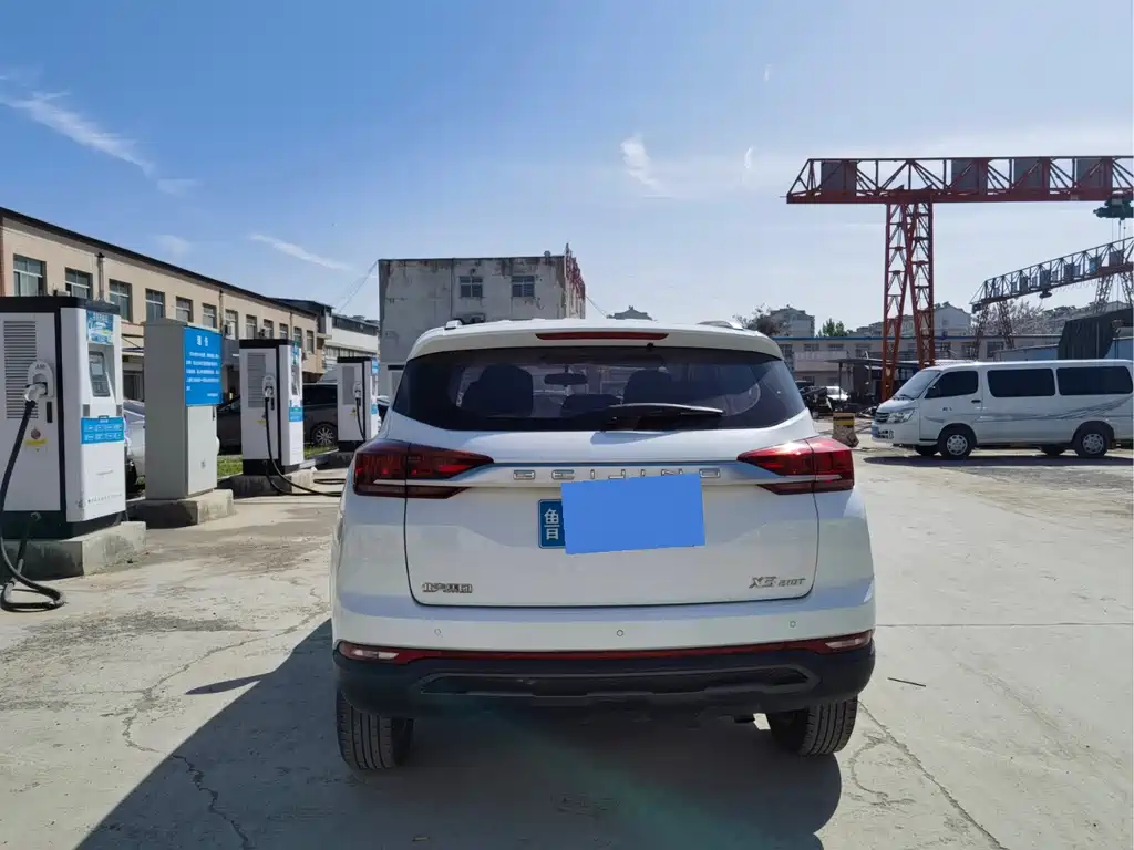 Beijing X3 2019 1.5T CVT Honor Edition купить на сайте DeffCars