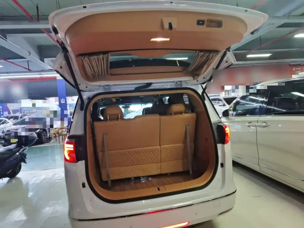 Buick GL8 2018 ES 28T Comfort Type National VI купить на сайте DeffCars