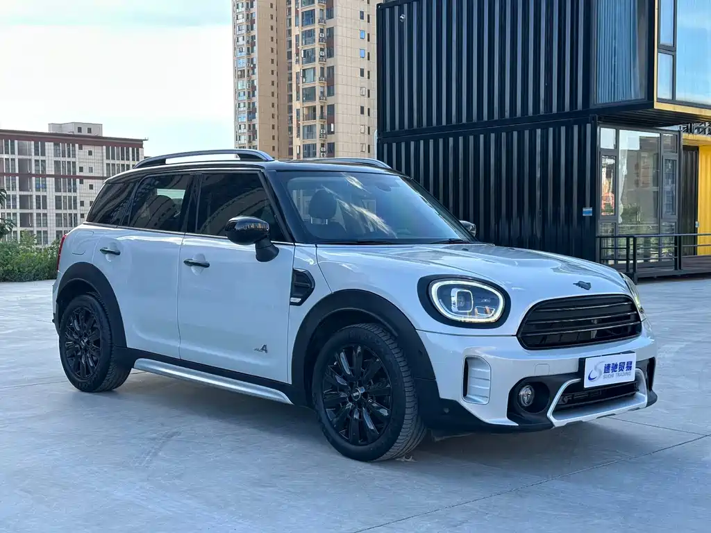 MINI COUNTRYMAN 2022 1.5T COOPER ALL4 Connoisseur купить на сайте DeffCars